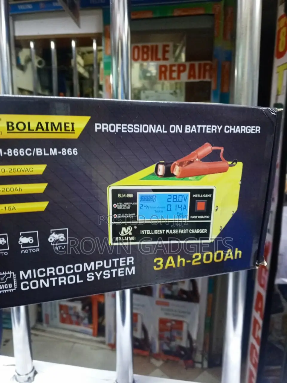 BLM-866C 12V 24V Smart Pulse Battery Charger With LCD