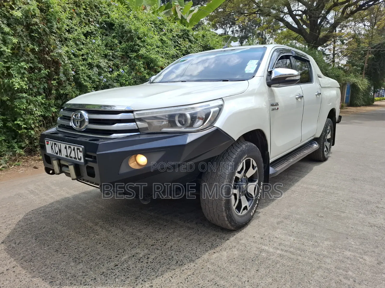 Toyota Hilux Revo Double Cab Deisel 2.8 AWD 2016 Pearl