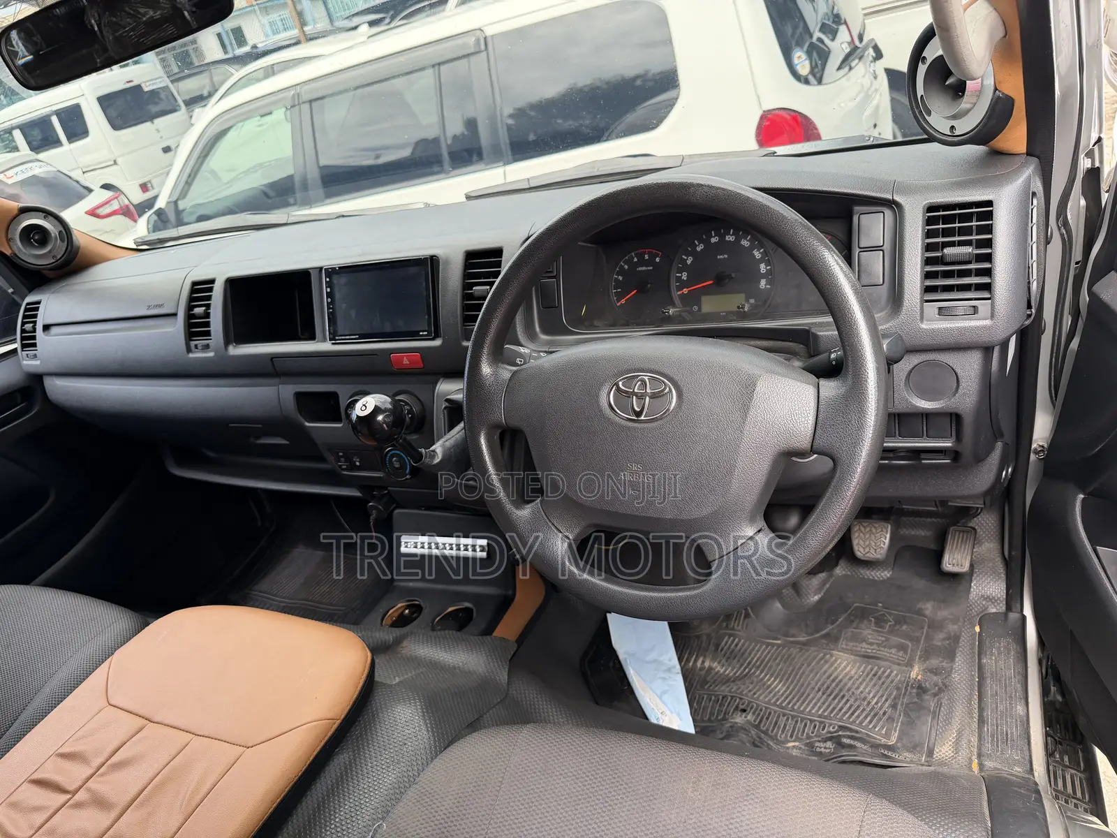 Toyota HiAce 2019 Silver