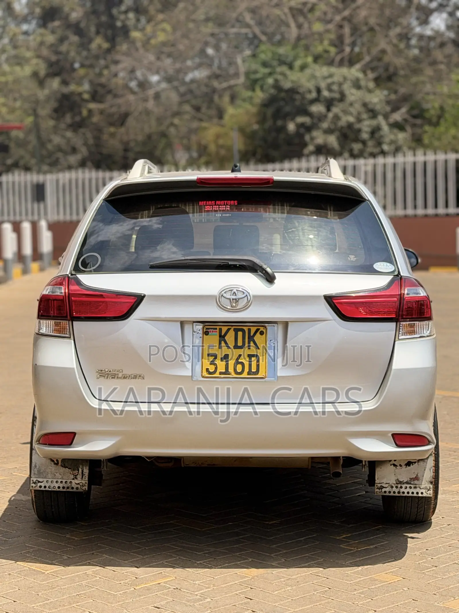 Toyota Corolla Fielder 1.5 Petrol AWD 2015 Silver