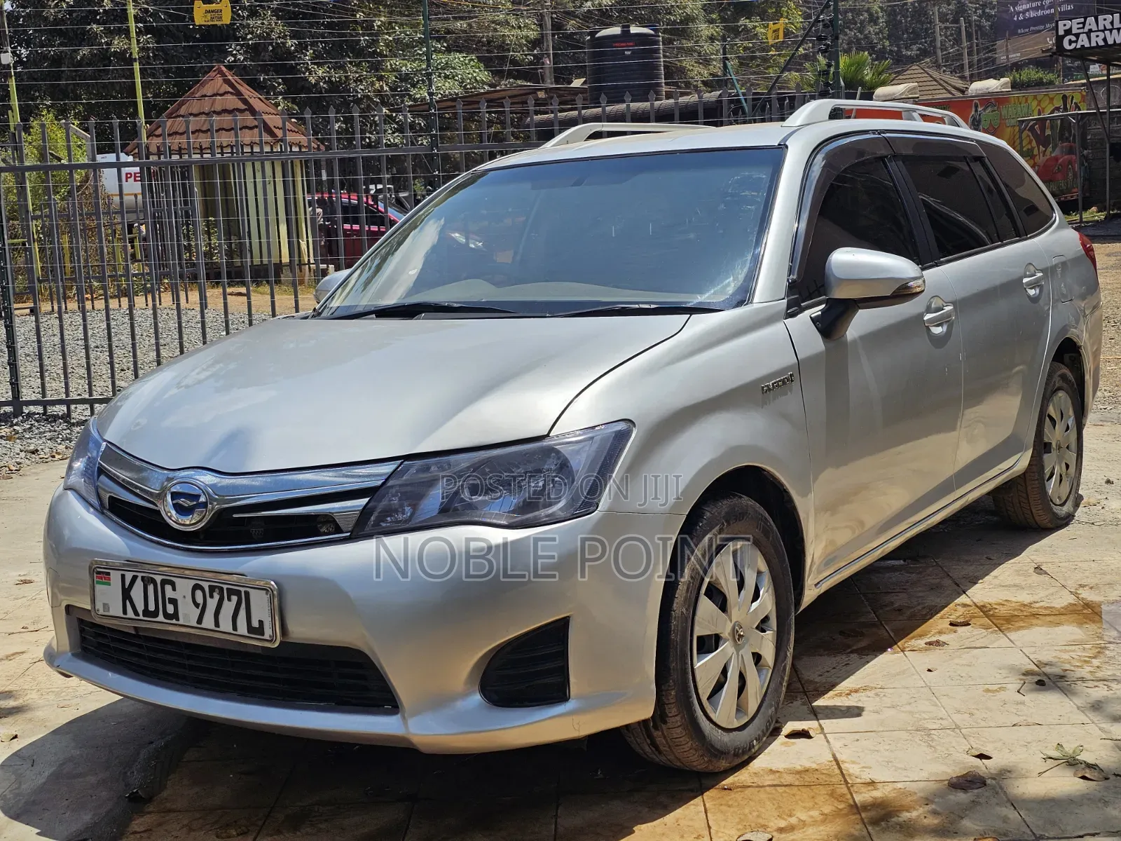 Toyota Corolla Fielder 2014 Silver