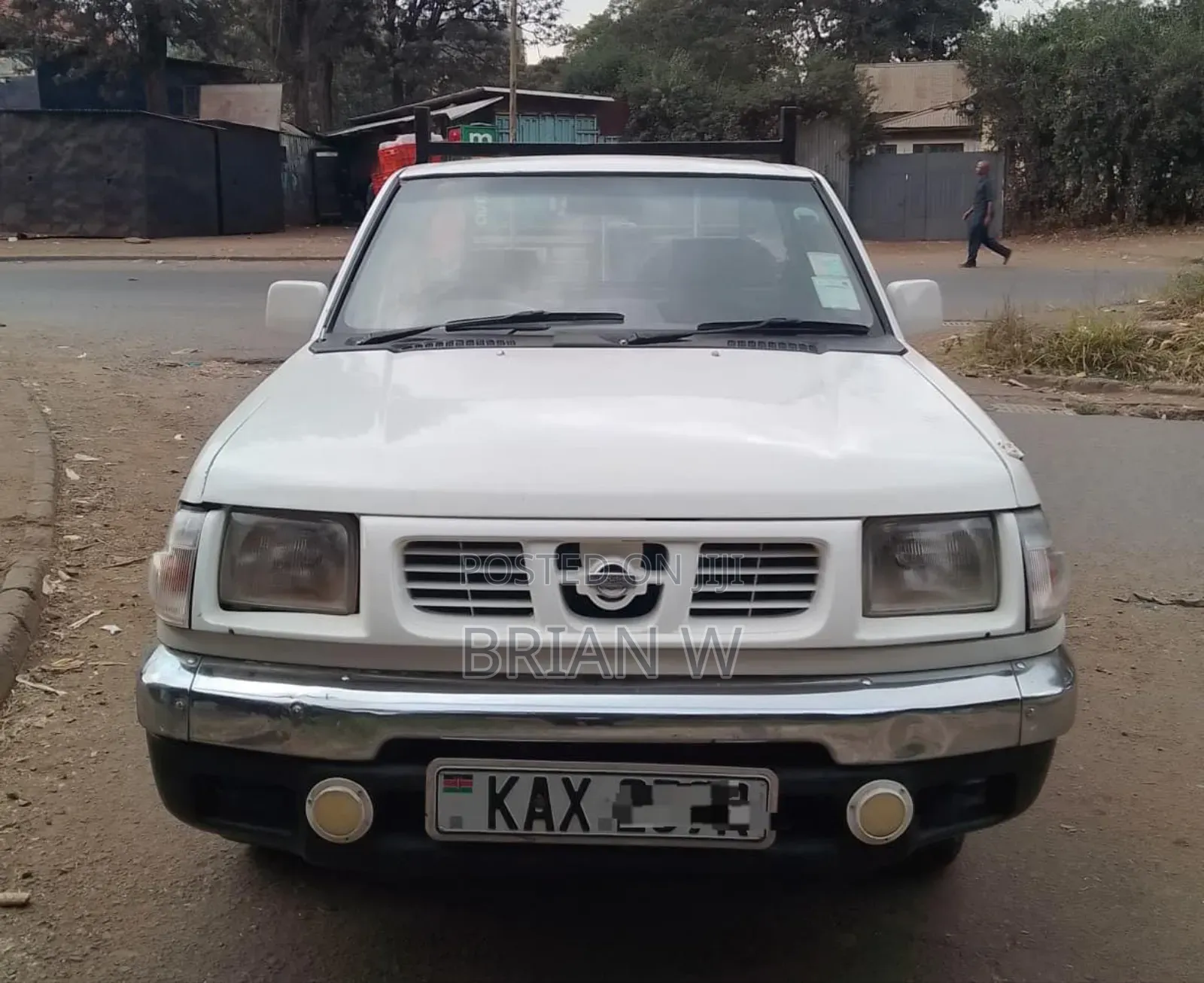 Nissan Hardbody 2007 White