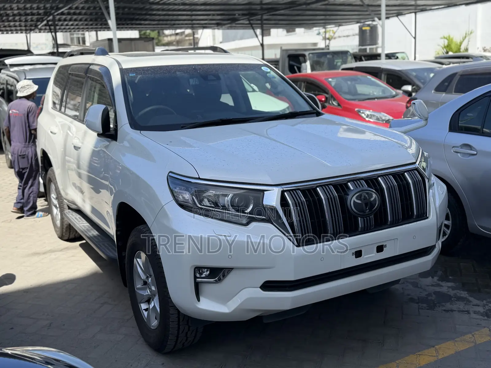 Toyota Land Cruiser Prado 2019 White