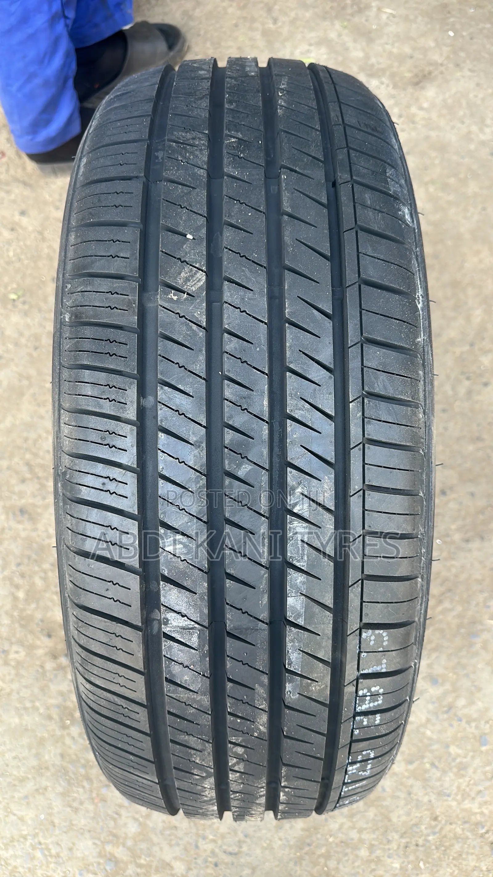 235/55r19 Landspider Tires