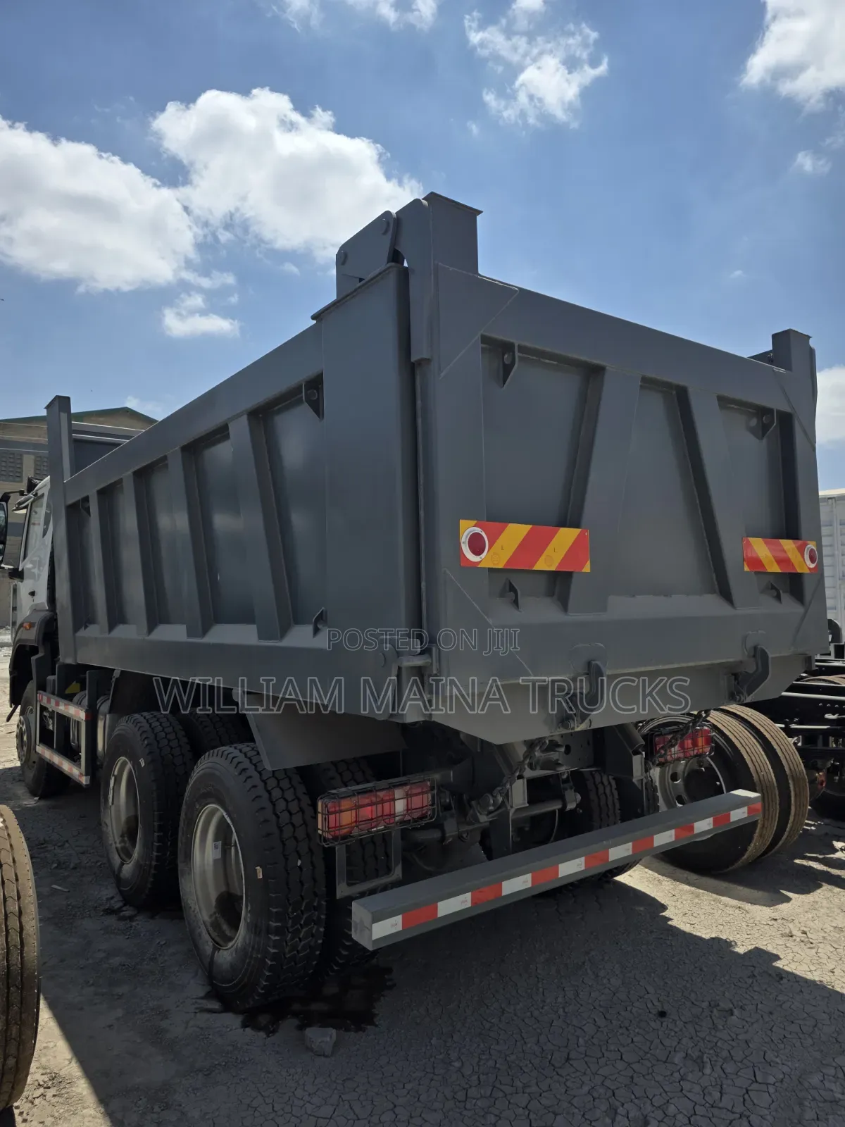 HOWO NX Tipper (Brand New)