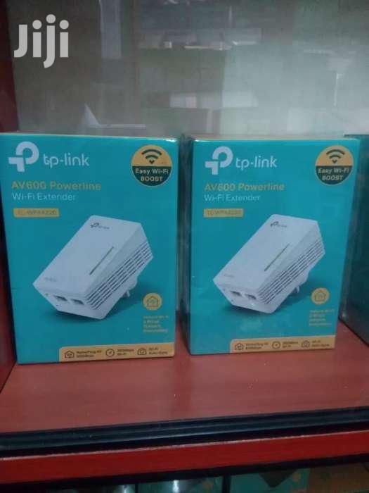 Tp-Link WPA4220 300mbps A600 Wi-Fi Powerline Extender Start