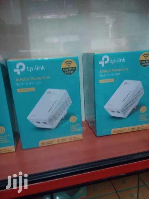 Tp-Link WPA4220 300mbps A600 Wi-Fi Powerline Extender Start