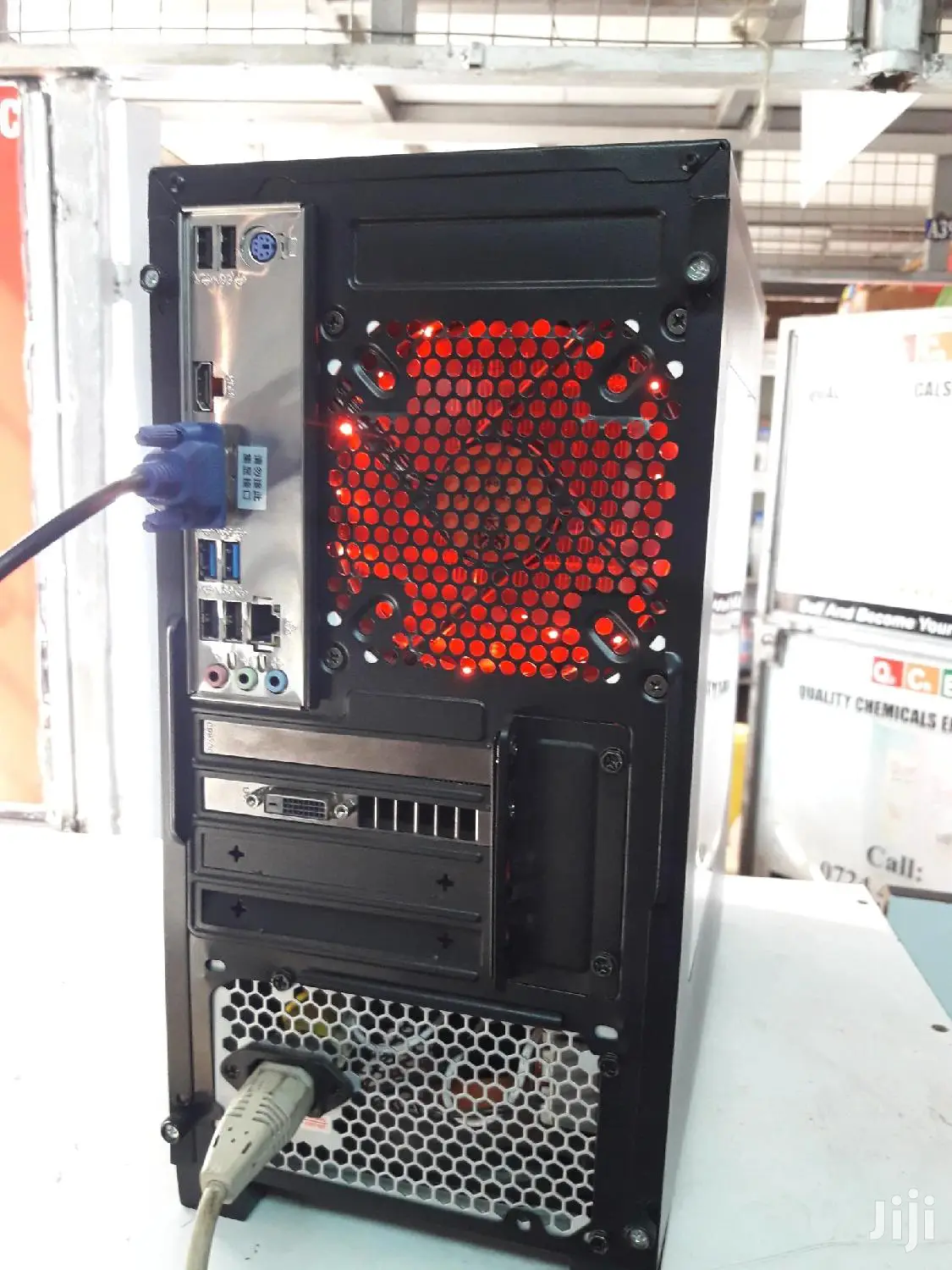 Desktop Computer 8GB AMD Ryzen SSD 256GB