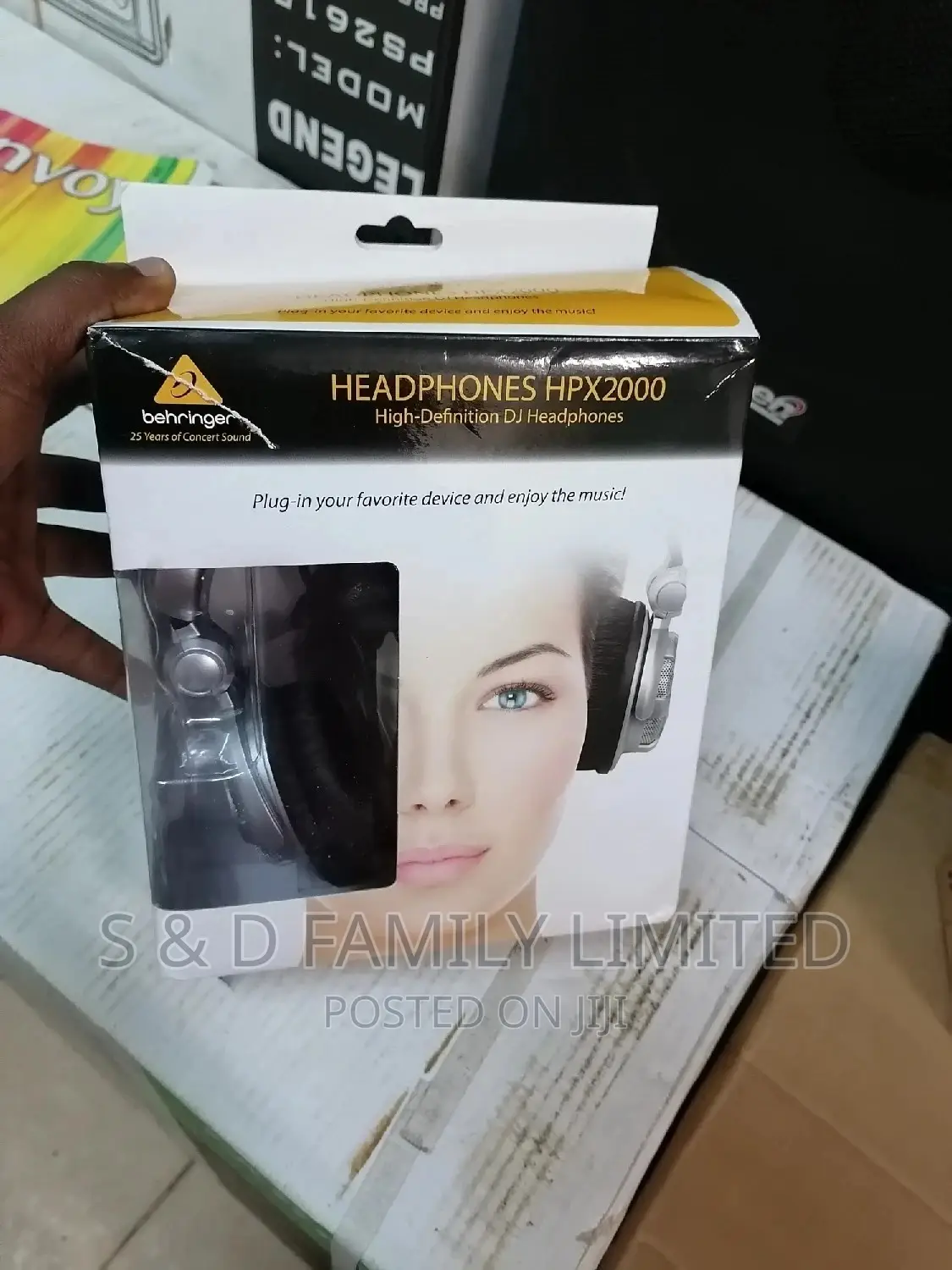 Behringer HPX 2000