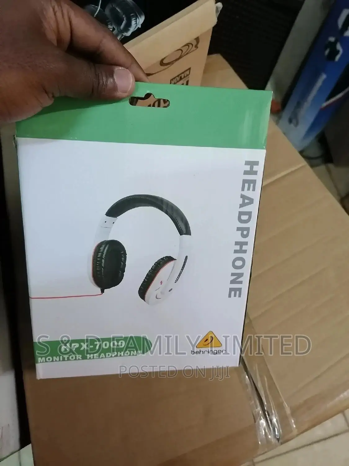 Behringer Hpx7000 Headphones.