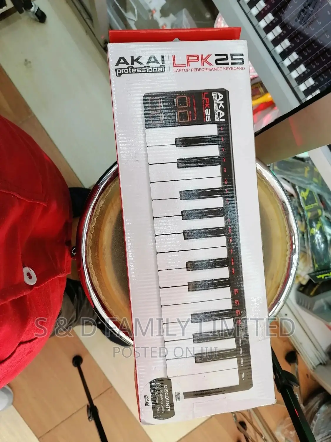 Akai LPK25 Midi Keyboard With Drumpad