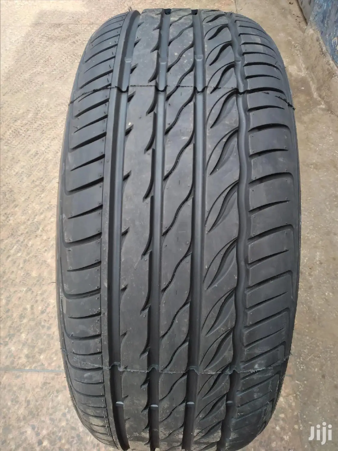 Delmax Tires Low Profile
