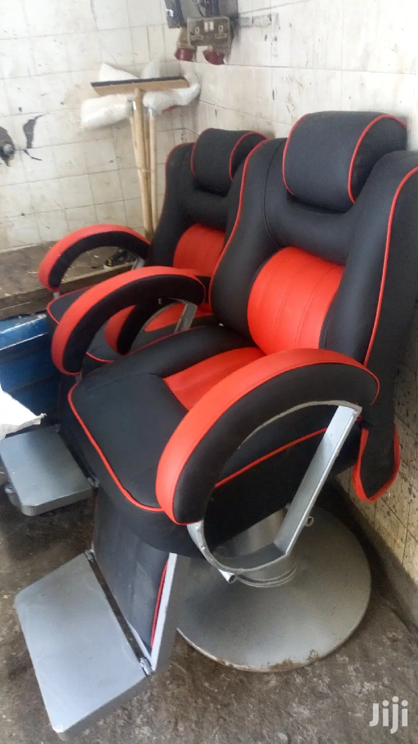 Local Barber Chair