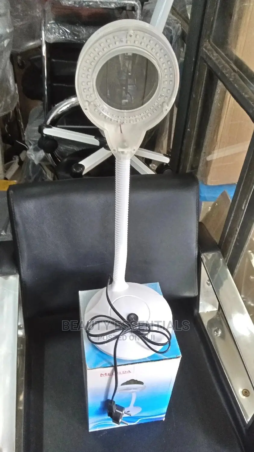 Magnifying Lamp