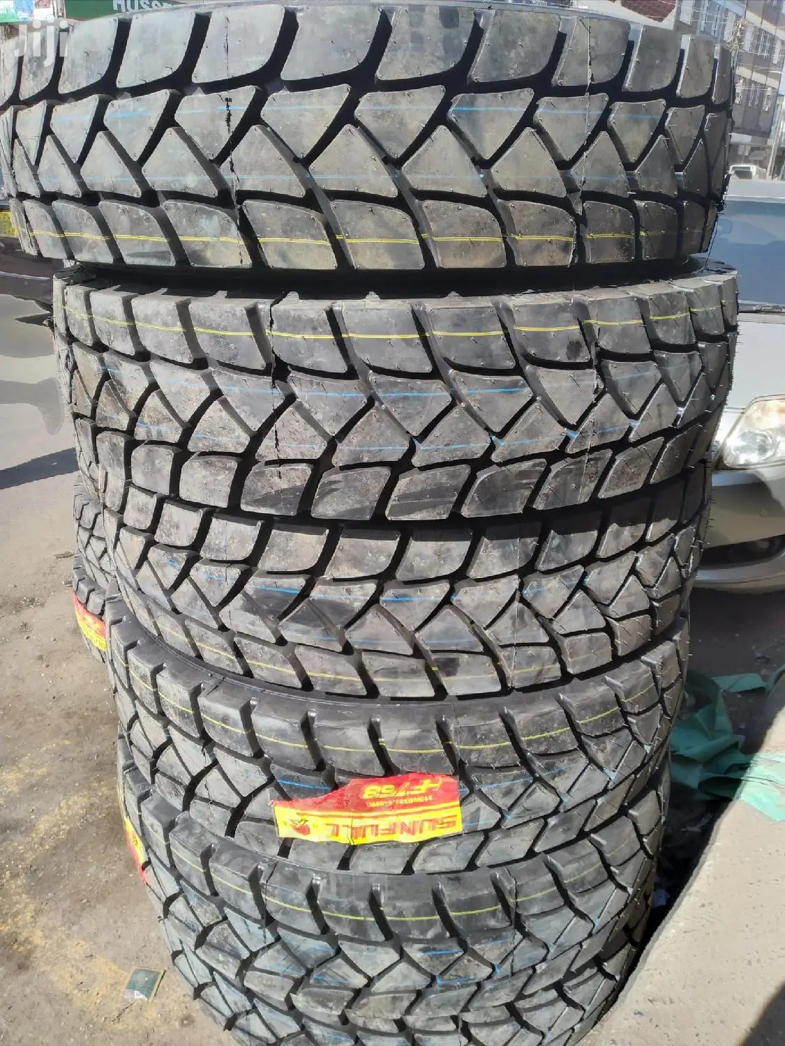 Deep Tires Size 315/80/22.5 Sun Full Make