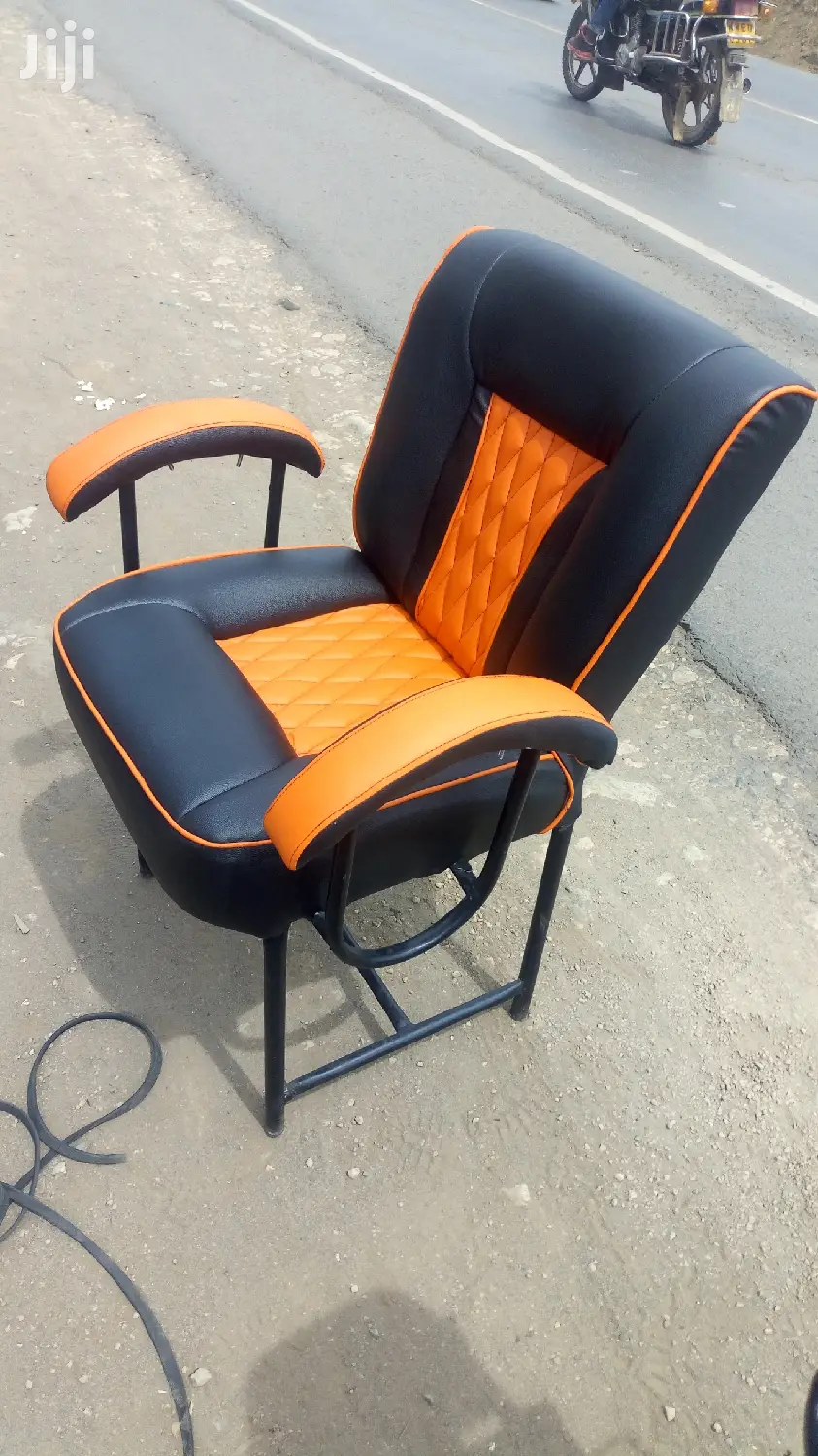 Salon Chair