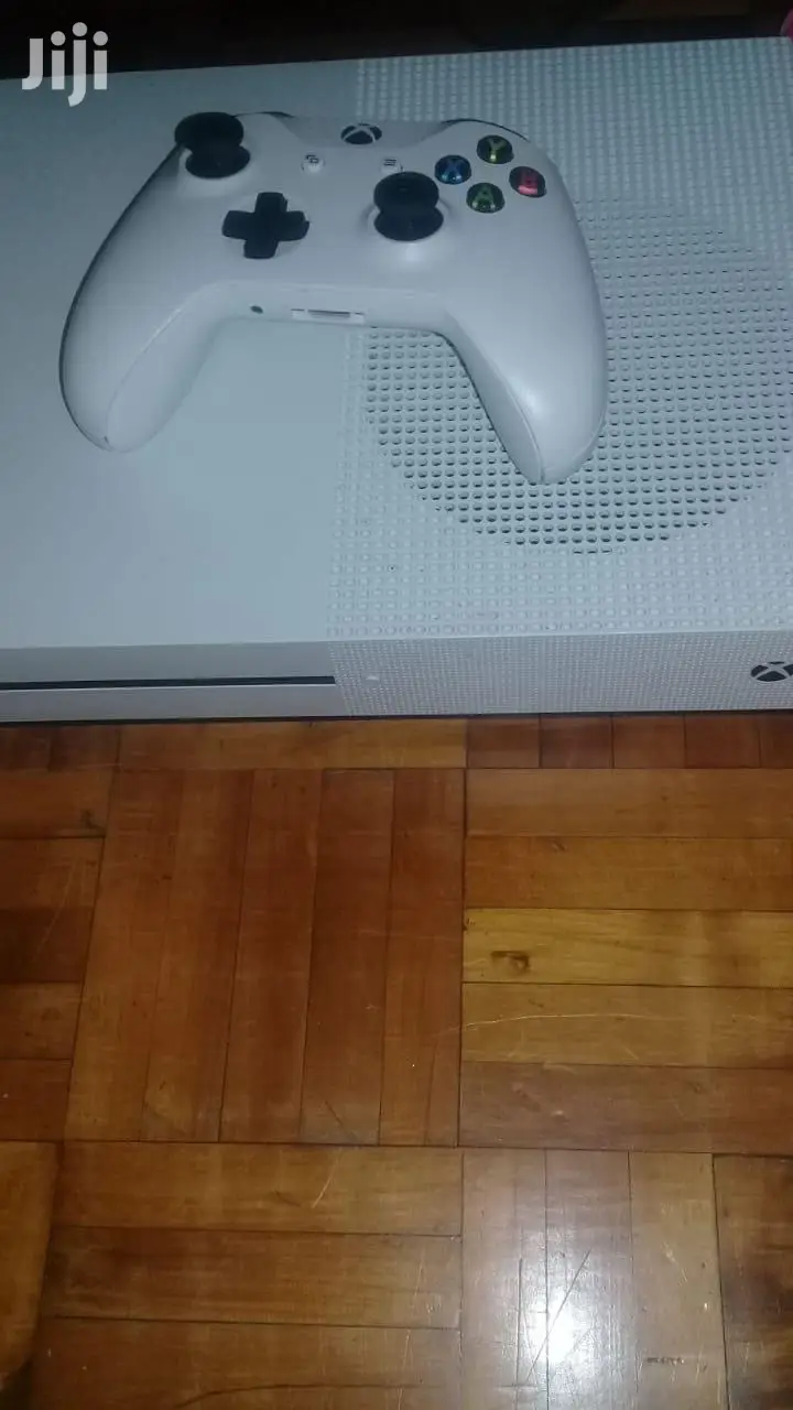 Xbox One S Used