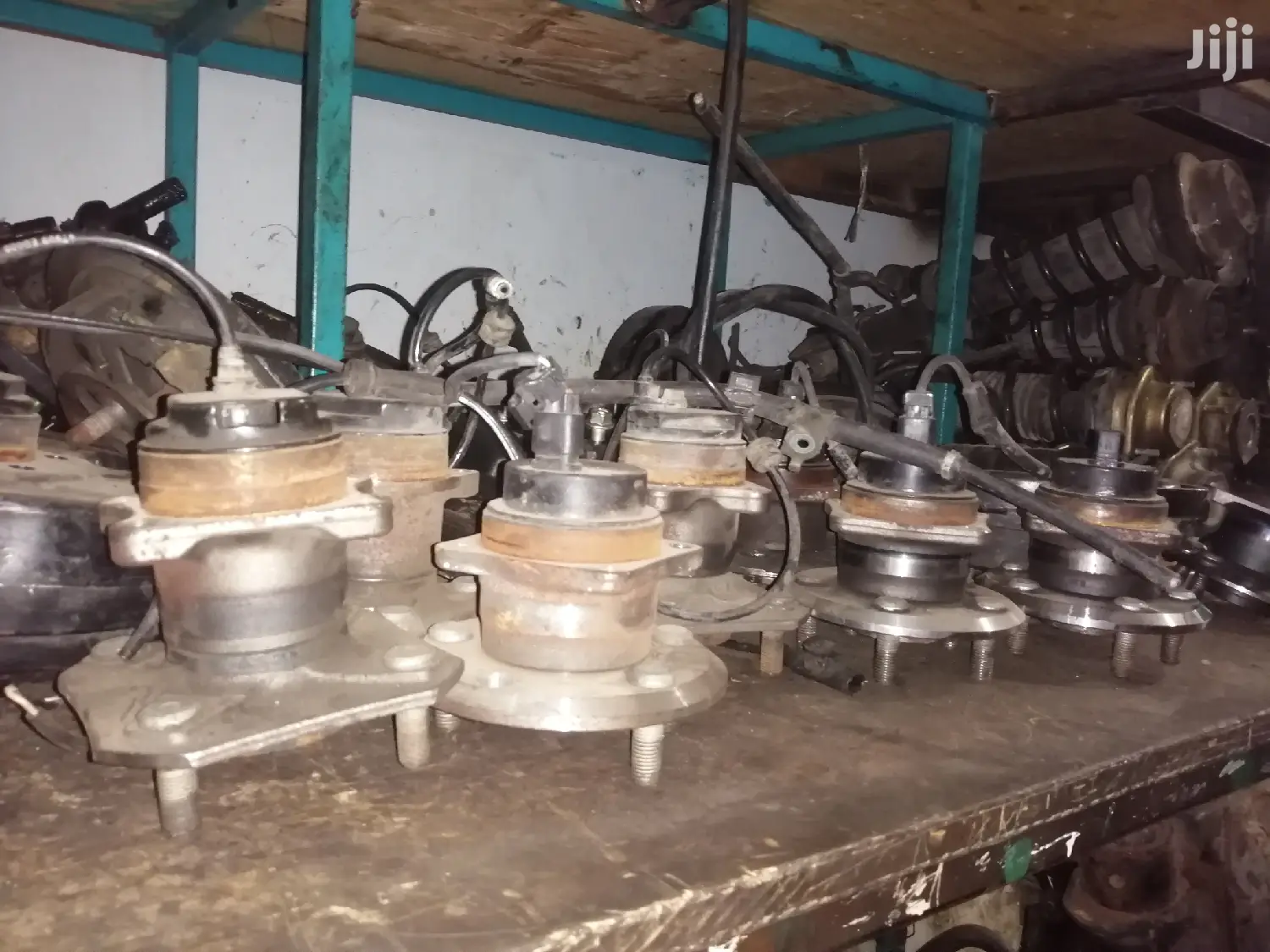 Rear Hubs for Toyota, Nissan, Honda, Mazda, Isuzu, Mitsubishi, Ford.