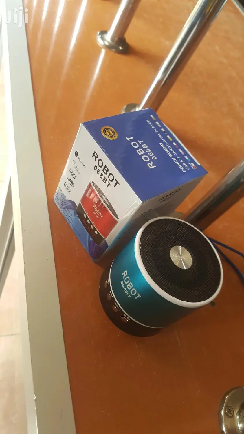 New 068bt Robot With Bluetooth/Usb/Aux..Free Delivery In Cbd