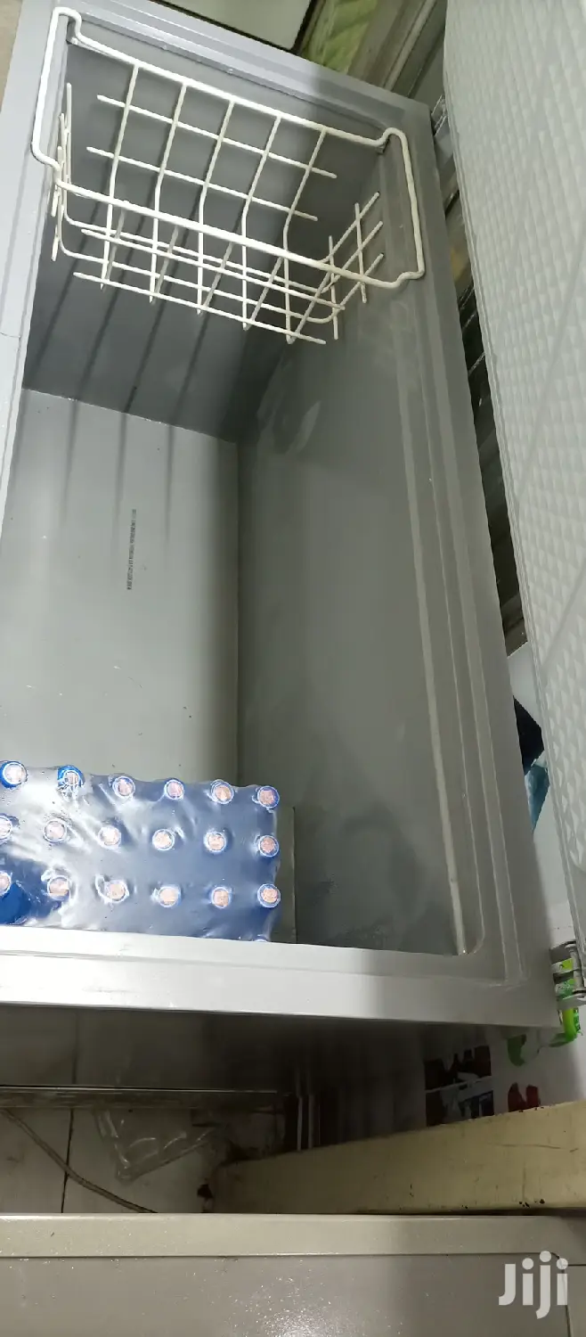 400 Litres Freezer