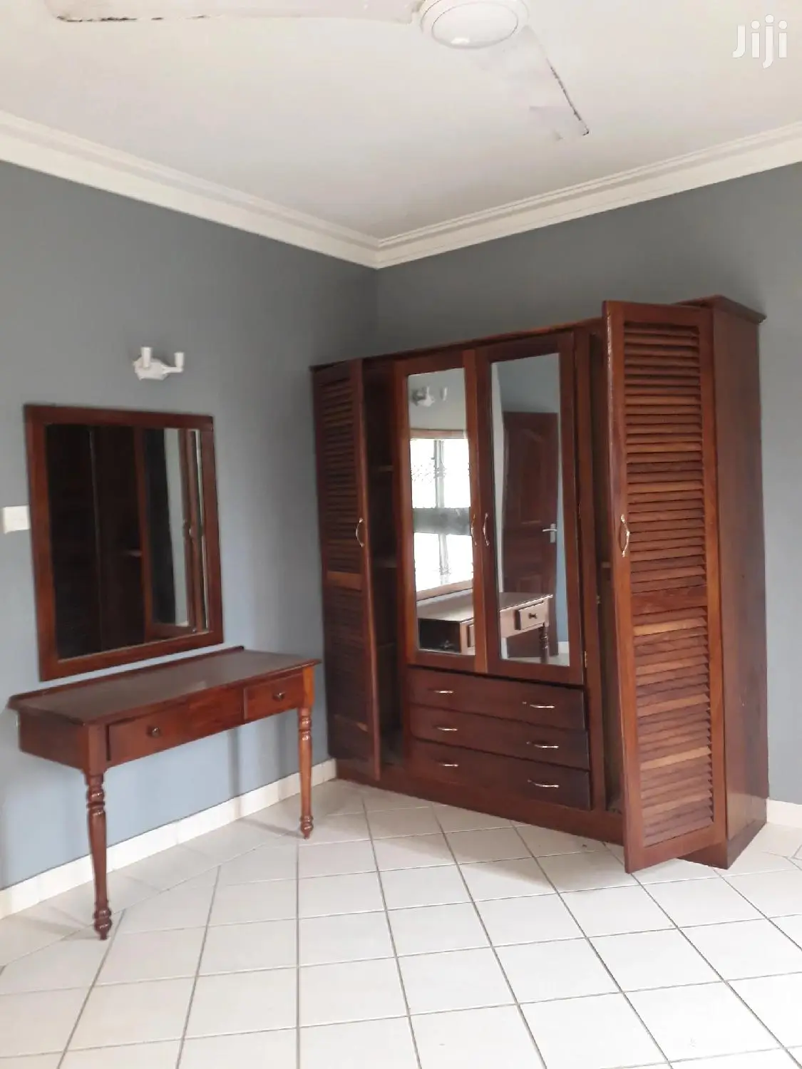 For Sale 3 Bedrooms Flats Nyali