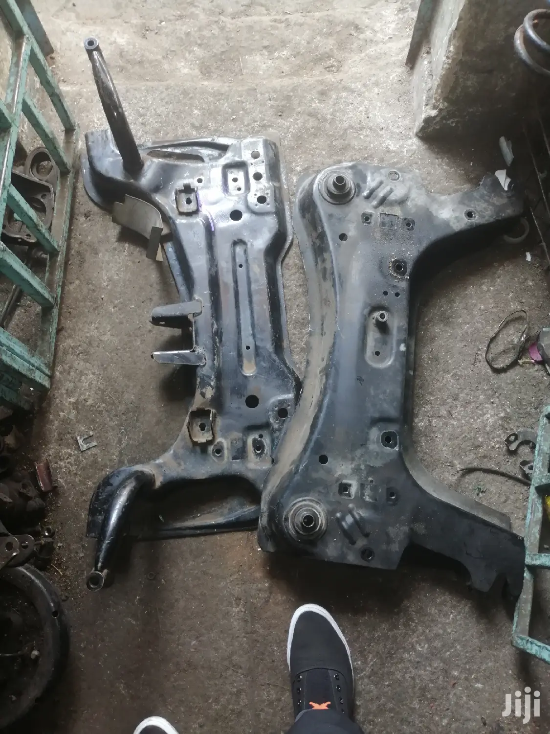 Crossmember for Toyota, Nissan, Honda, Mazda, Isuzu, Mitsubishi, Ford.
