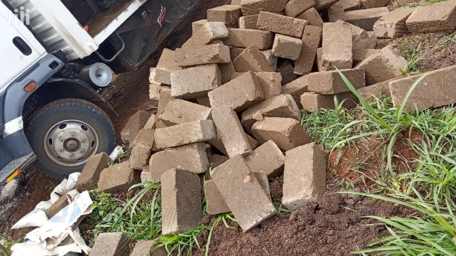 Japhetic Ent.Ltd Machine Cut Stones