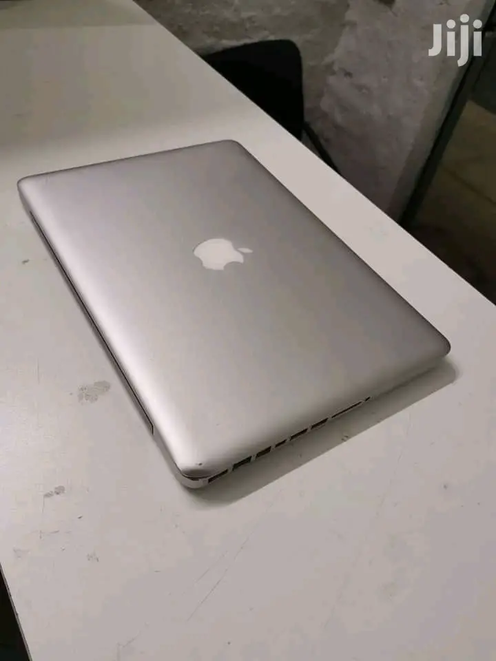 Laptop Apple MacBook Pro 4GB Intel Core 2 Duo HDD 500GB
