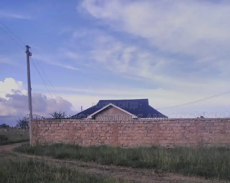 House for Sale Along Thika Super High Way (Witeithie)