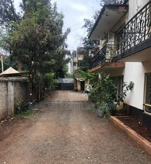 House for Sale in Diamond Plaza (Highridge)