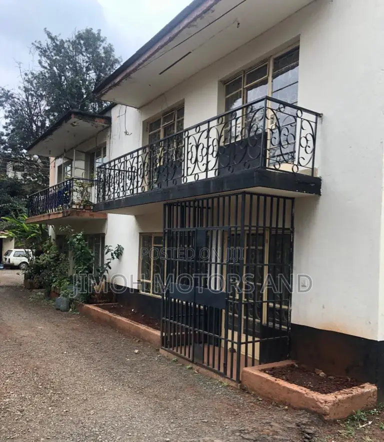 House for Sale in Diamond Plaza (Highridge)