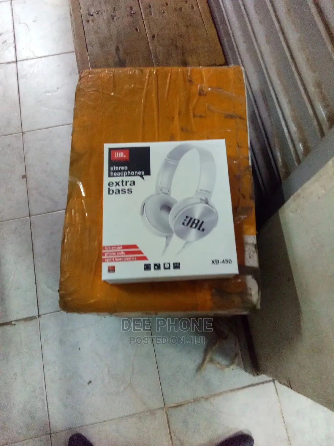 JBL Wired Headphones