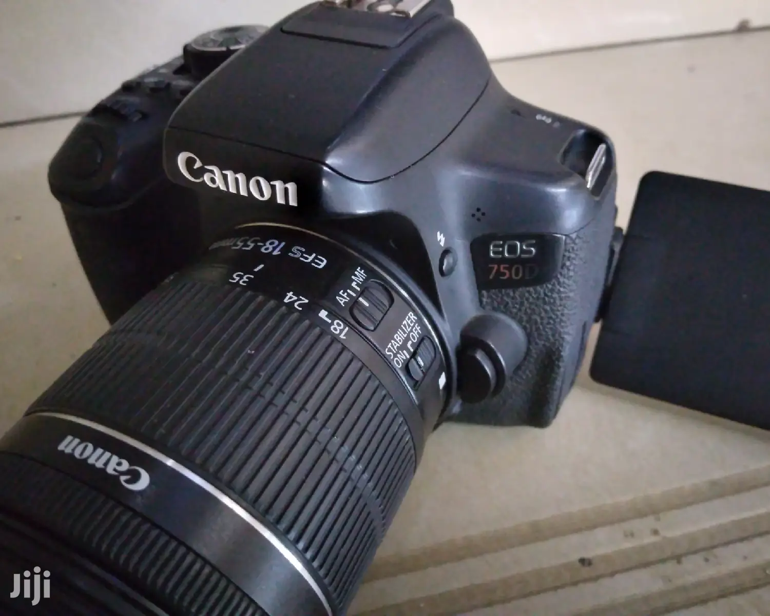 Canon 750D