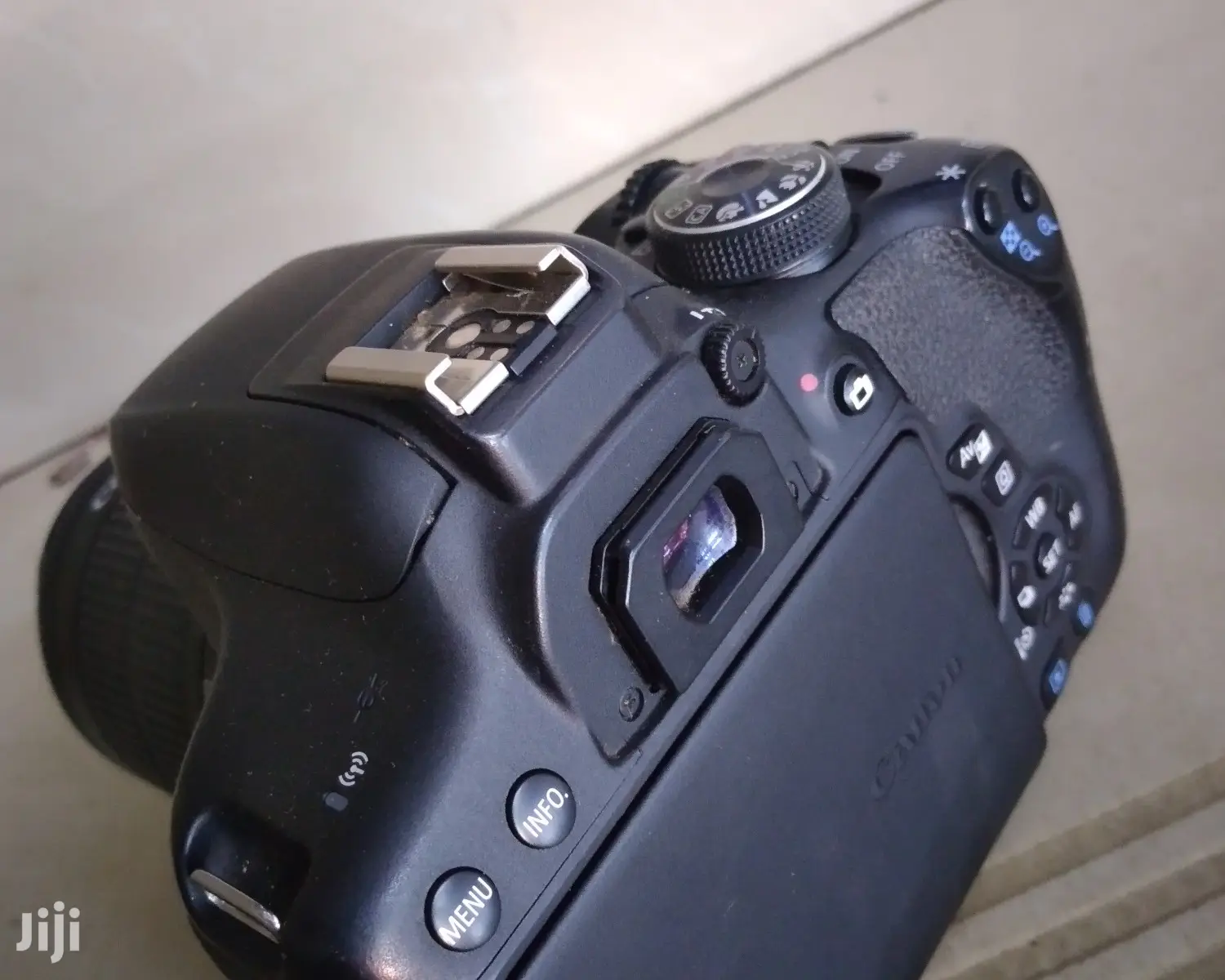 Canon 750D