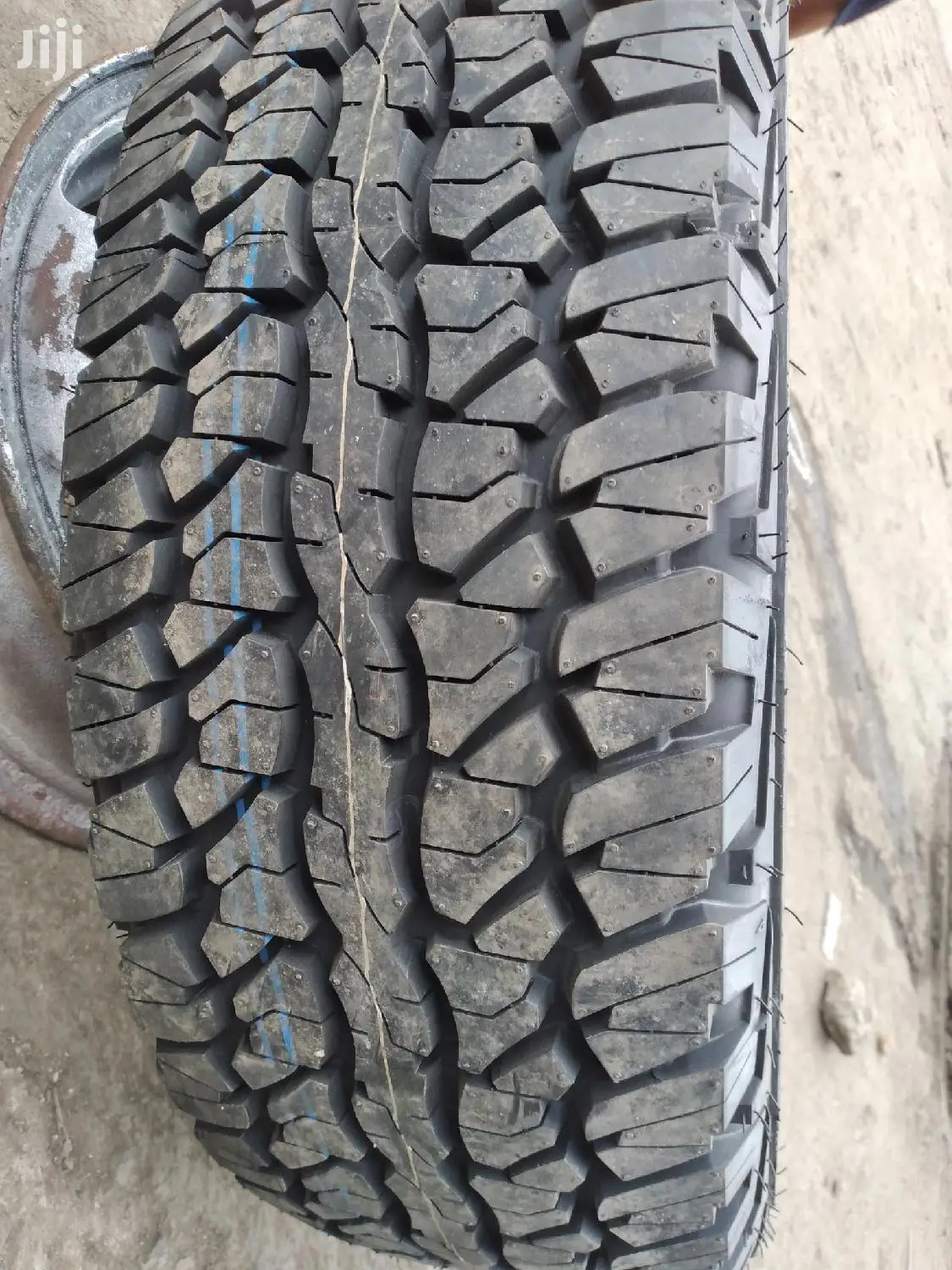 Firestone Tires 265/65 R17