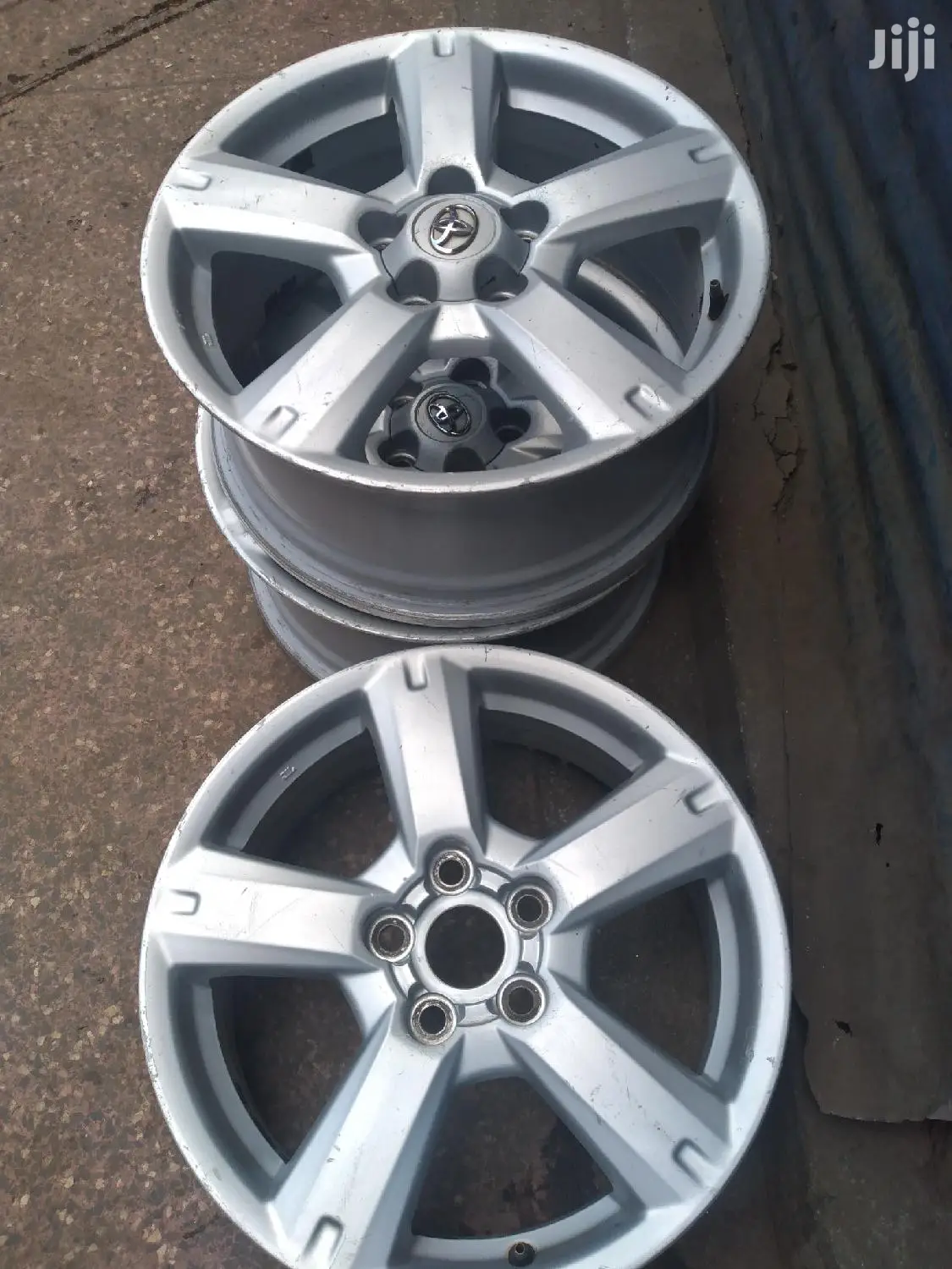 Original Rims Size 17 Inch for Rav 4