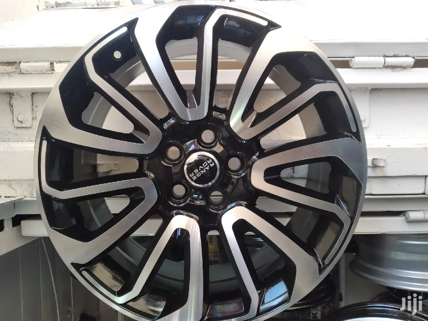Range Rover Rims Size 20 Inch Brand New