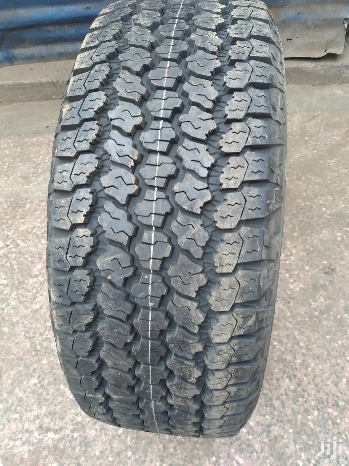Goodyear Tires 255/55r19