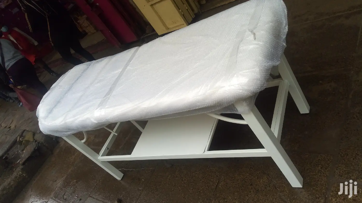 Massage Bed
