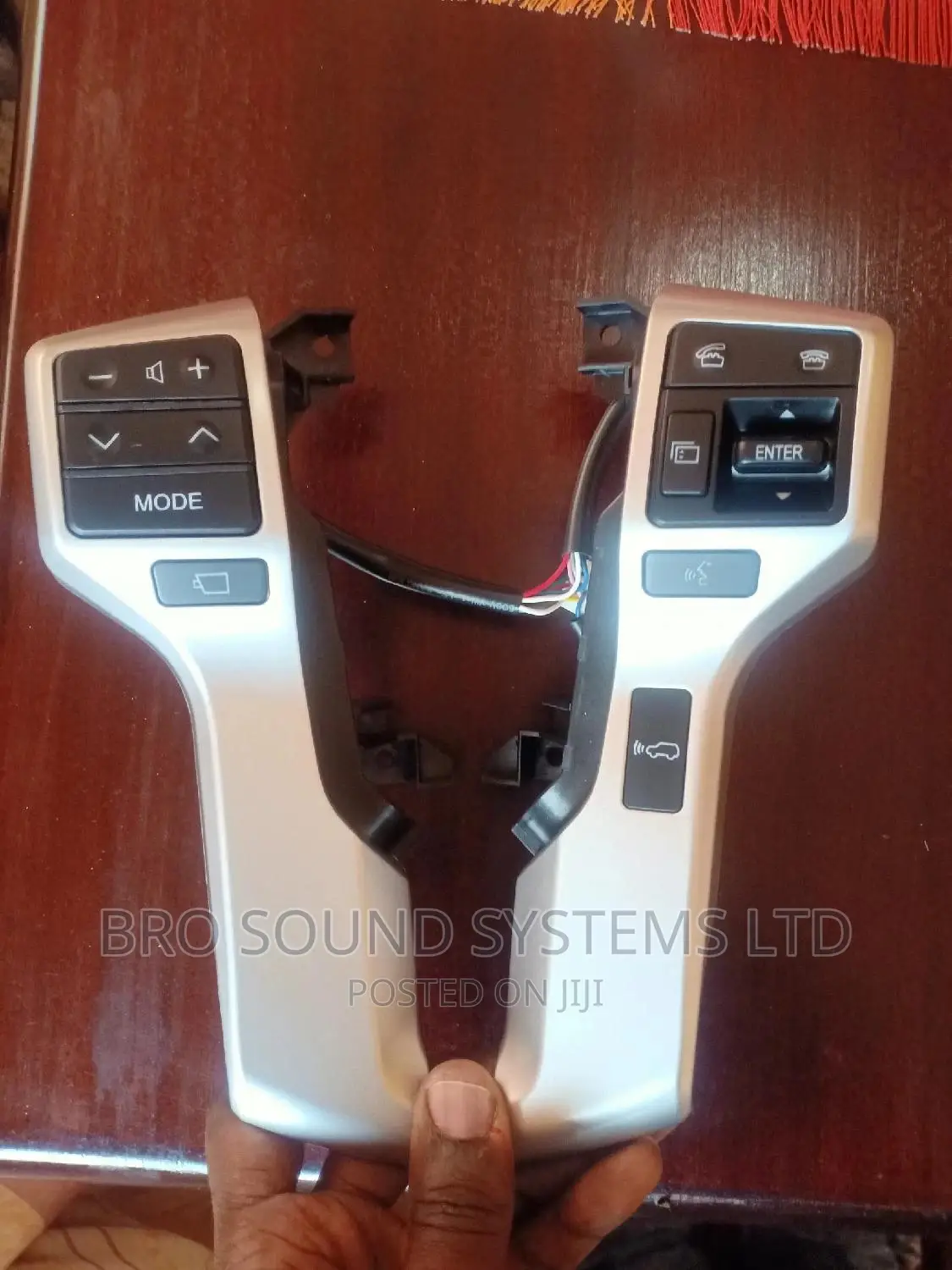 Steering Wheel Controls Toyota Prado 150