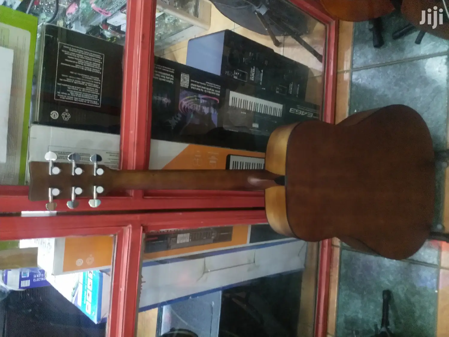 Yamaha F310 Acoustic Guitar