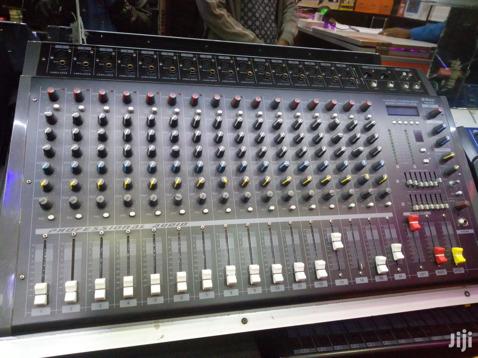 Powered Mixer