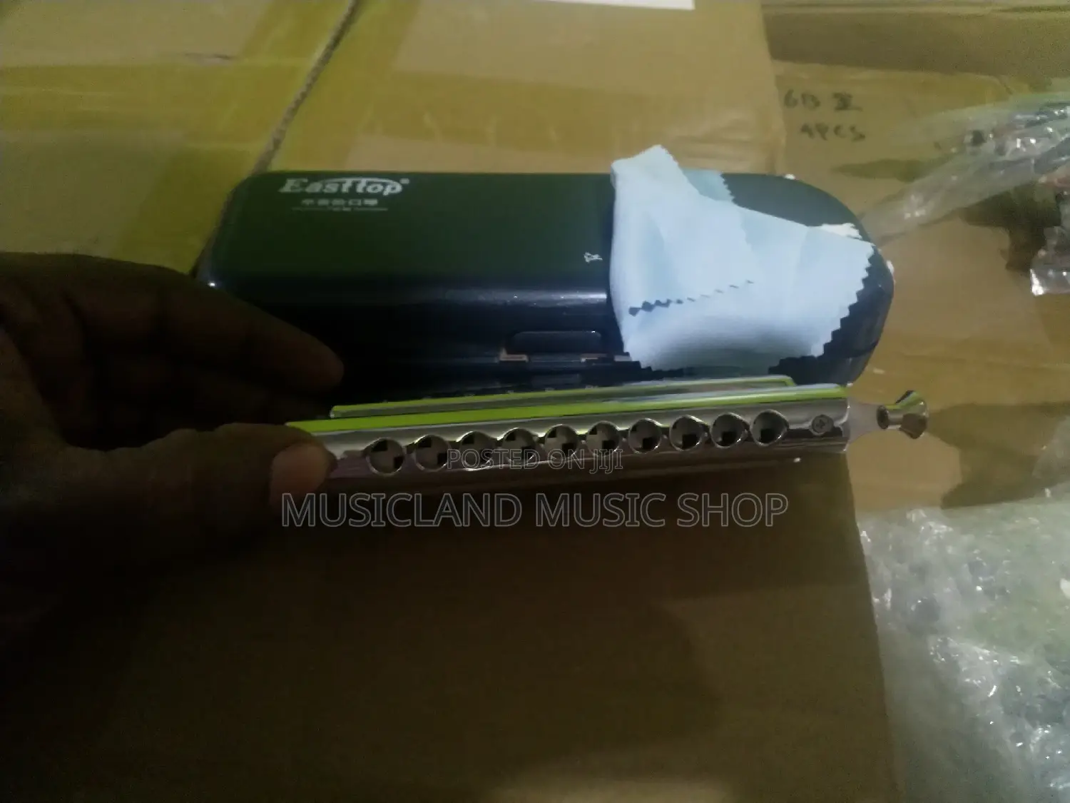 Chromatic Harmonica With Scale Changer