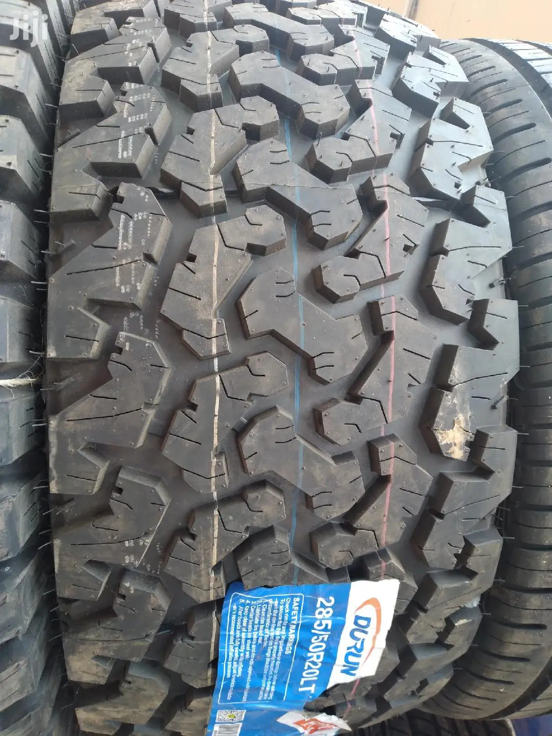 Durun Tires 285/50r20 for Landcruiser V8.