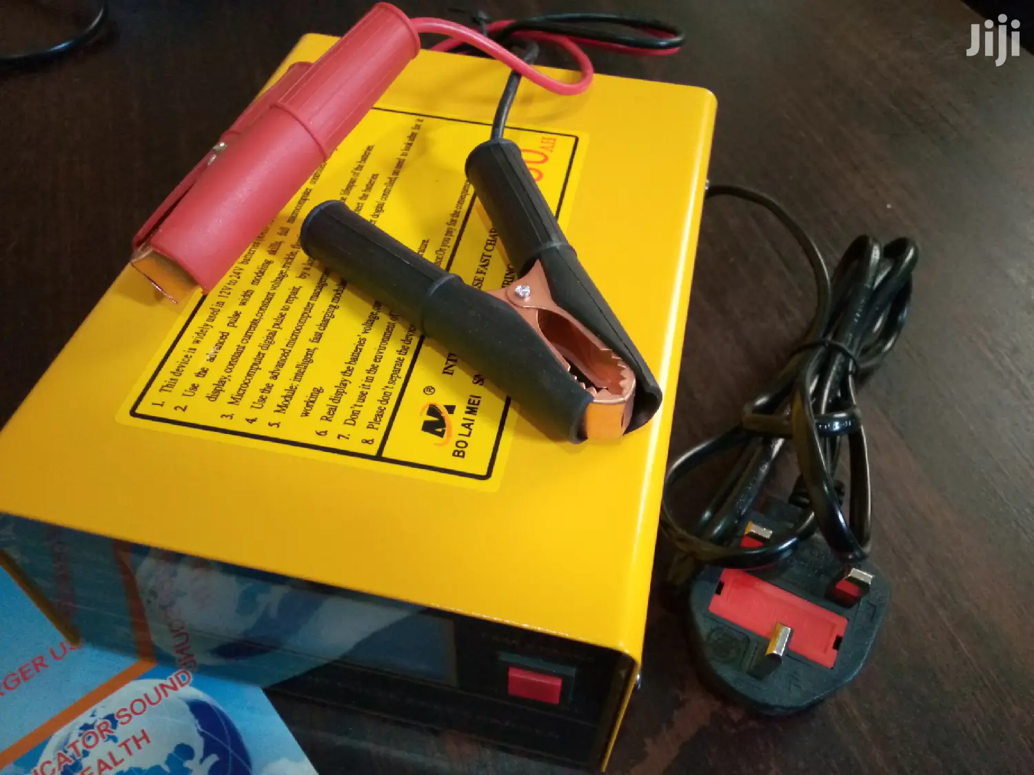 Battery Charger for All Types of Batteries