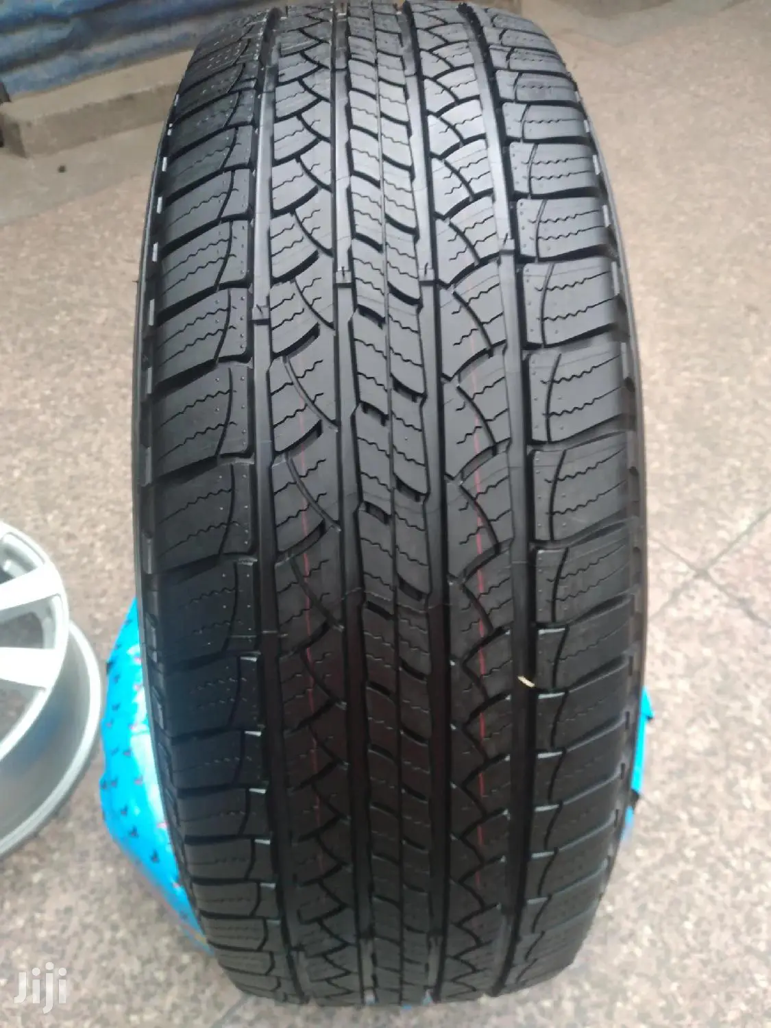 Michelin Tires Sizes 265/65r17 Radial Tubeless.