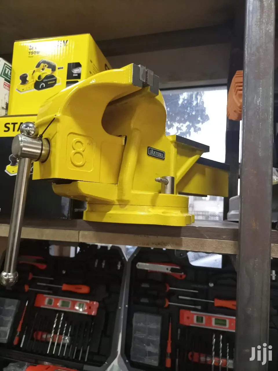 Bench Vice 8"