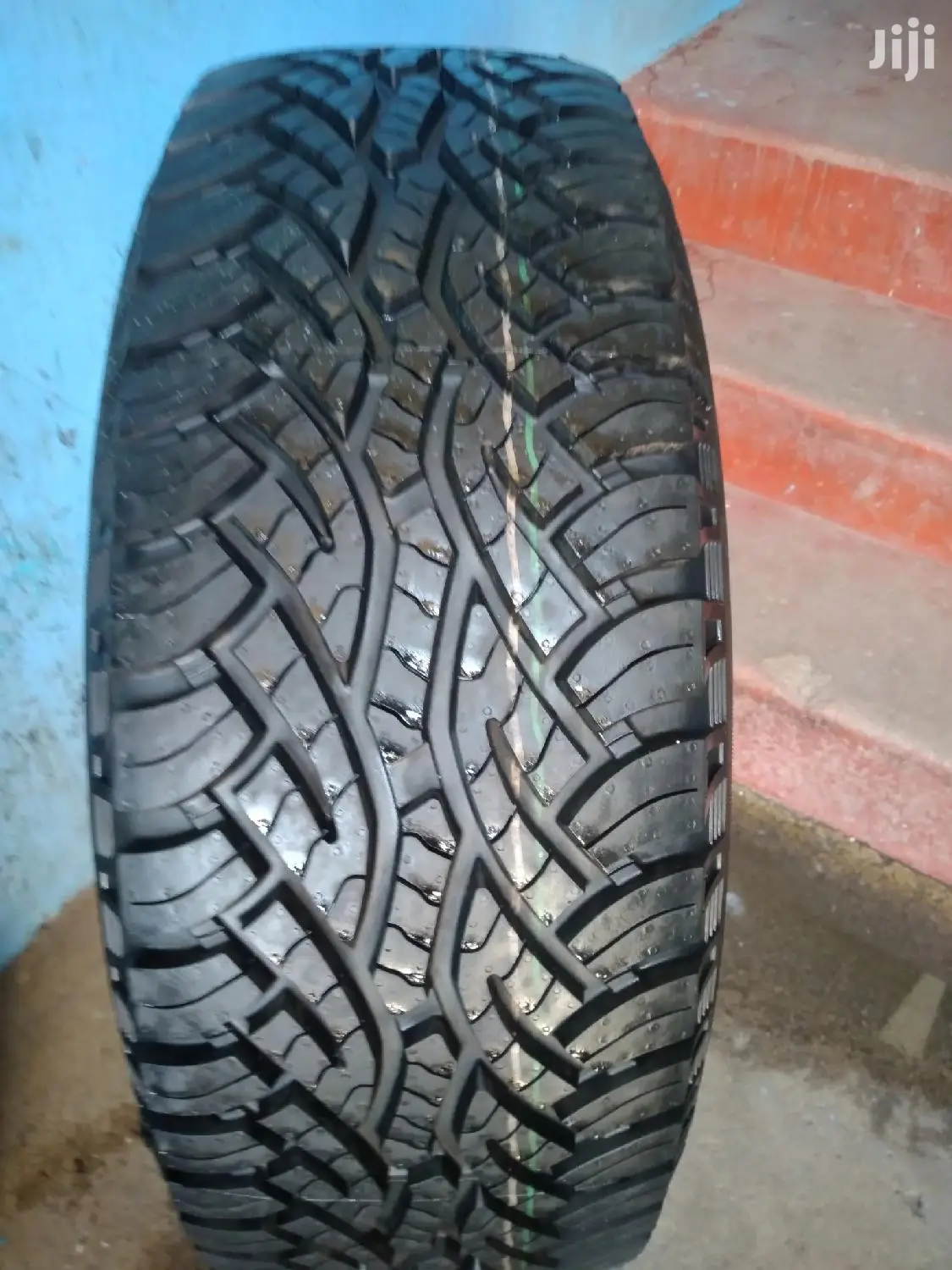 Continental Tires Sizes 265/65r17 for 4xr Radial Tubeless.