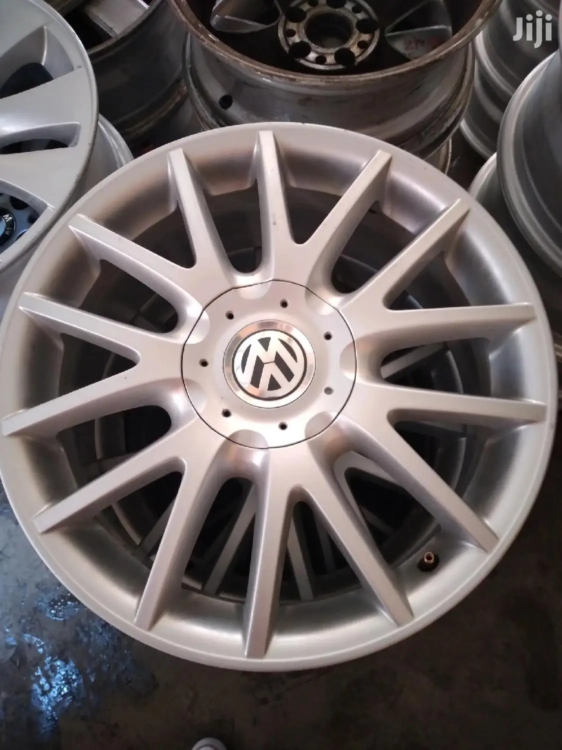 Volkswagen Original Rims Size 17 Inch Set.