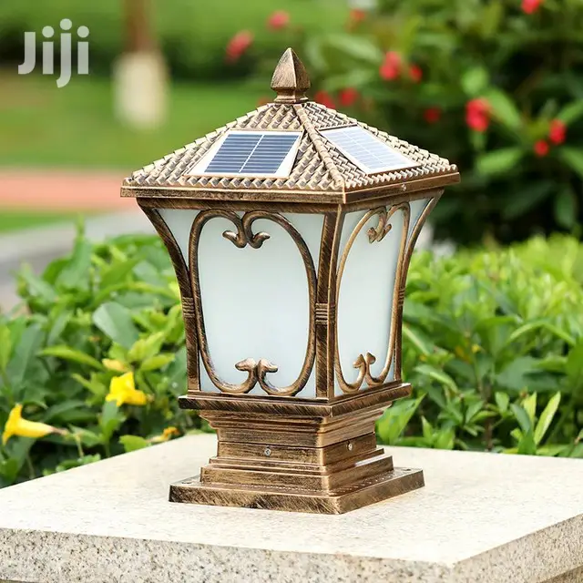 Solar Gate Pillar Light